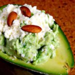 Quick & Creamy: Your Easy Keto Guacamole Delight Recipe