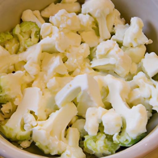 Creamy & Easy Keto Mashed Cauliflower: Low-Carb Delight