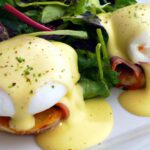 Keto Eggs Benedict: Low-Carb Delight with Creamy Hollandaise