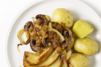 Savory Roasted Onion and Potato Hash: A Flavorful Twist